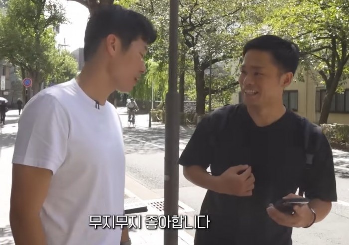 IMG_2553.webp.ren.jpg 교토에서 박지성을 만난 일본팬.jpg