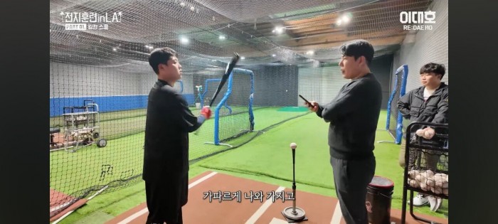 Screenshot_20240131_201126_YouTube.jpg 강정호가 분석한 한동희의 타격 자세