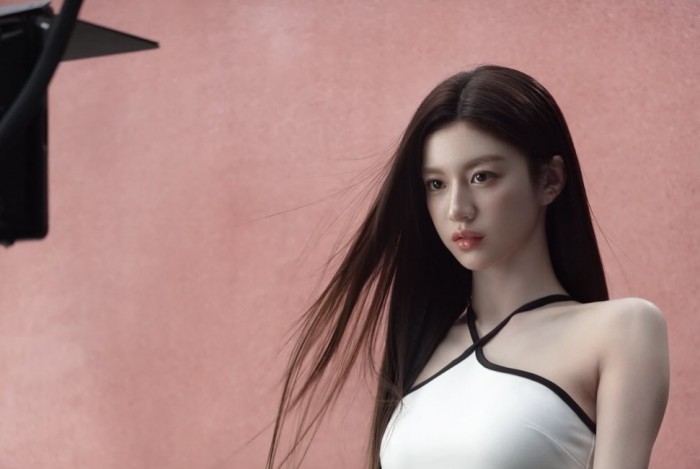 maakorea__2024-03-10T100238.000Z_1.jpg 고윤정 인스타 업데이트